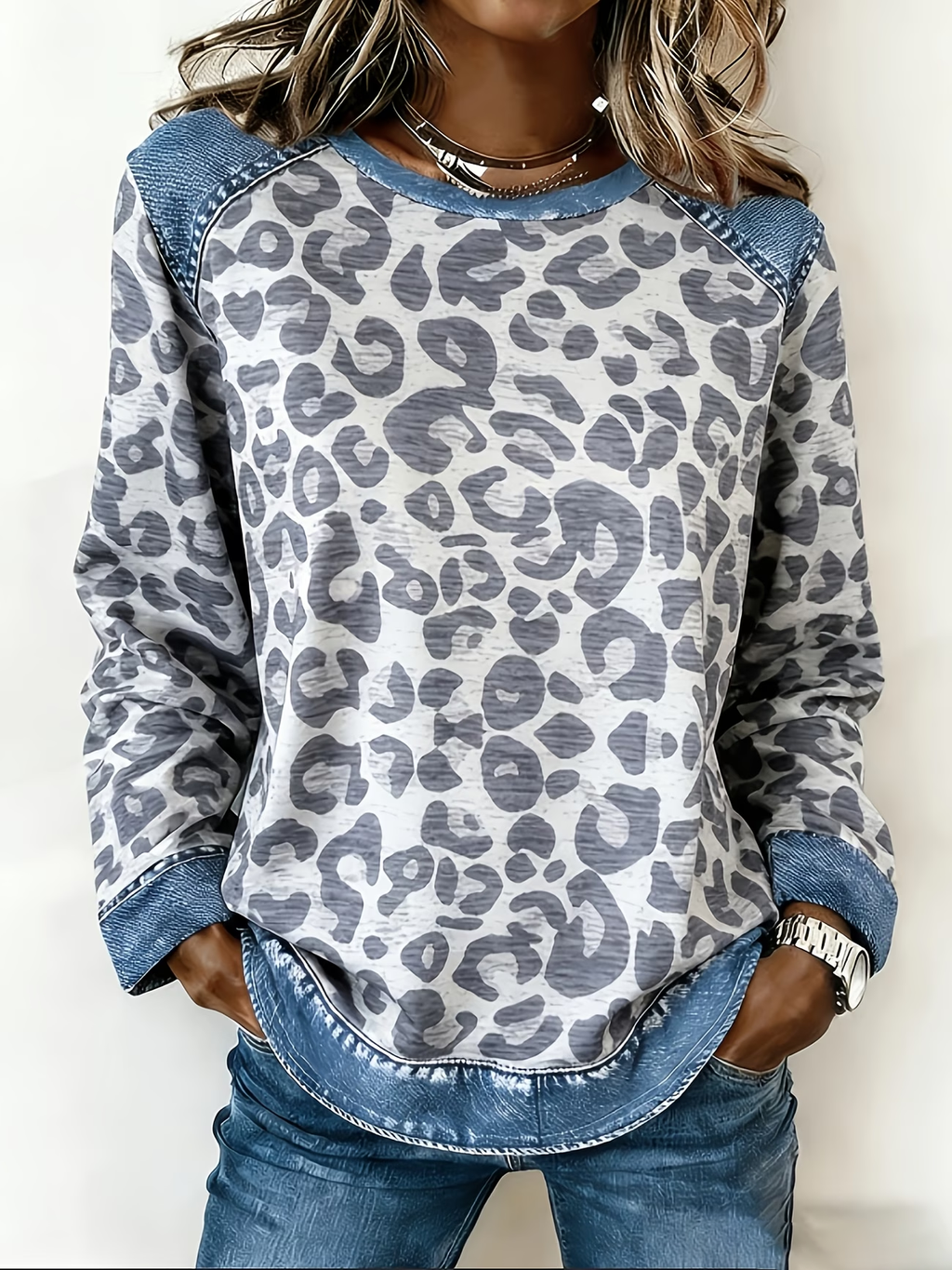 Women's Leopard Print Patchwork Denim Crewneck Long-Sleeved Sweatshirt