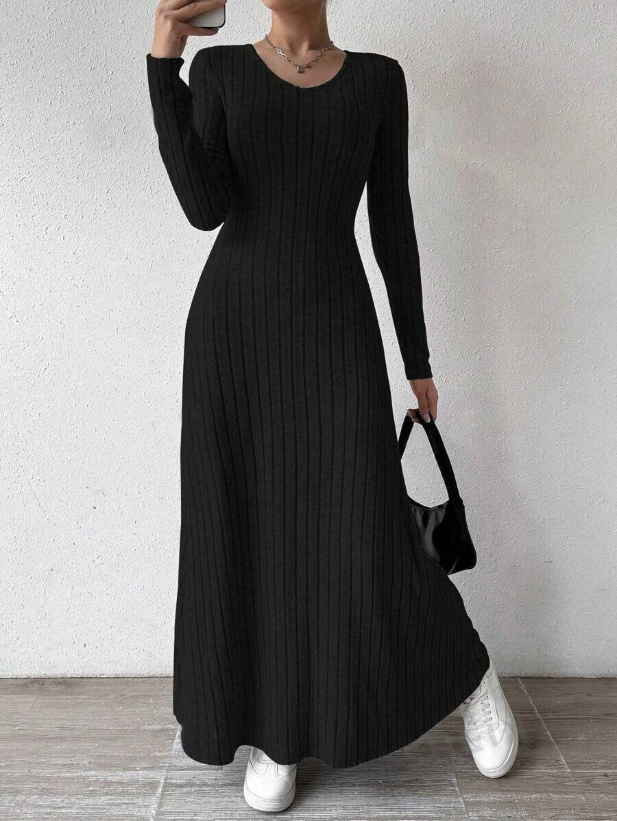 Regular Fit V Neck Plain Casual Dress With No