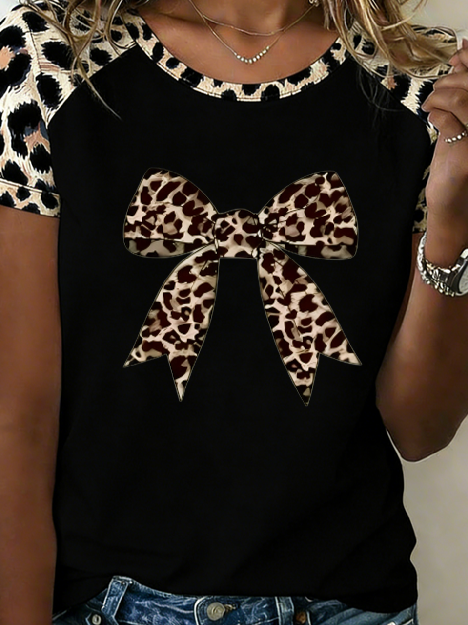 Regular Fit Crew Neck Casual Leopard T-Shirt