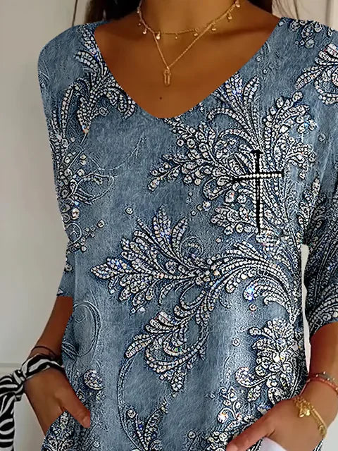 Women's Printed Top with Trimmed V-Neck and 3/4 Sleeves