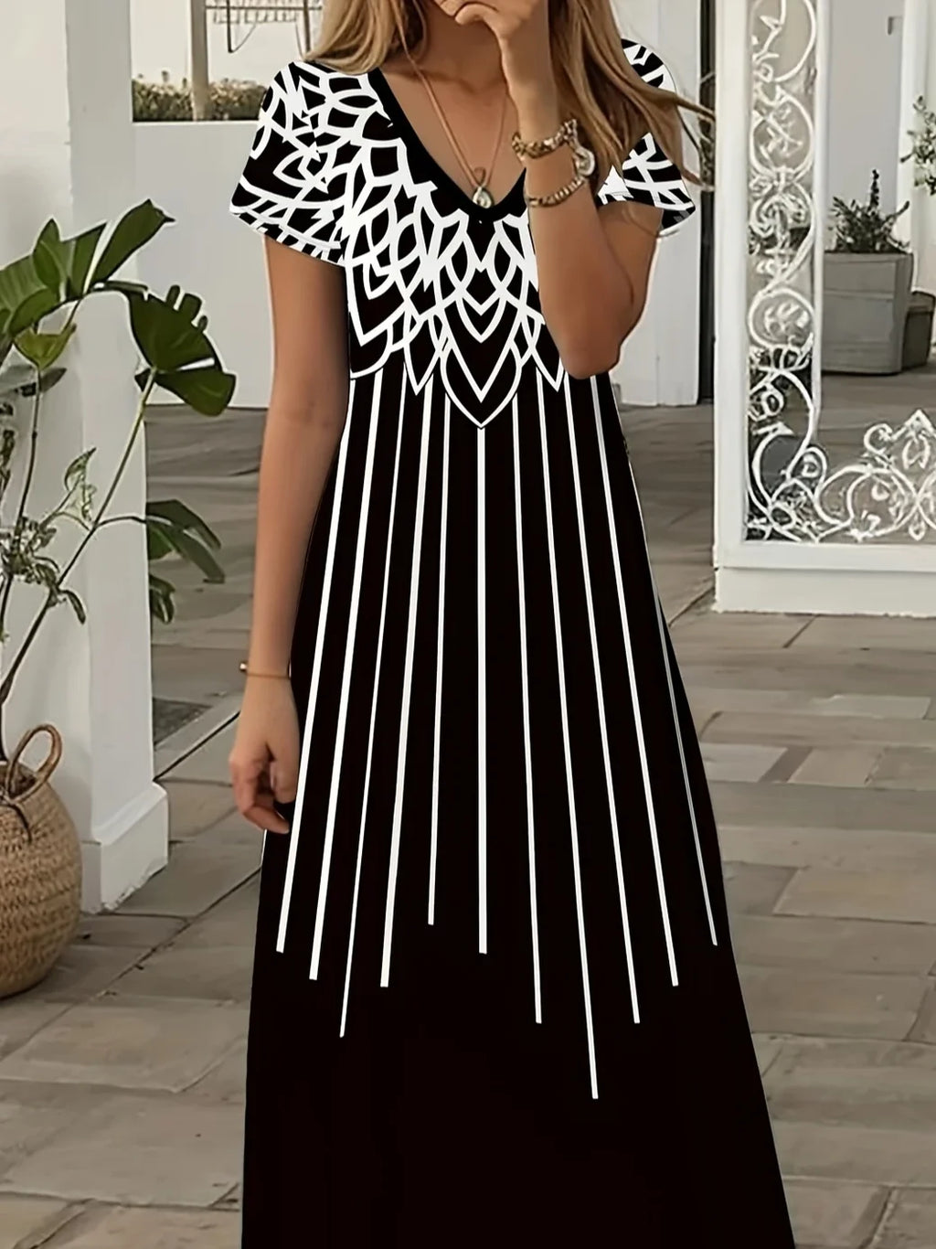 Women's Short Sleeve Summer Black Abstract Printing V Neck Daily Going Out Casual Maxi X-Line Dress