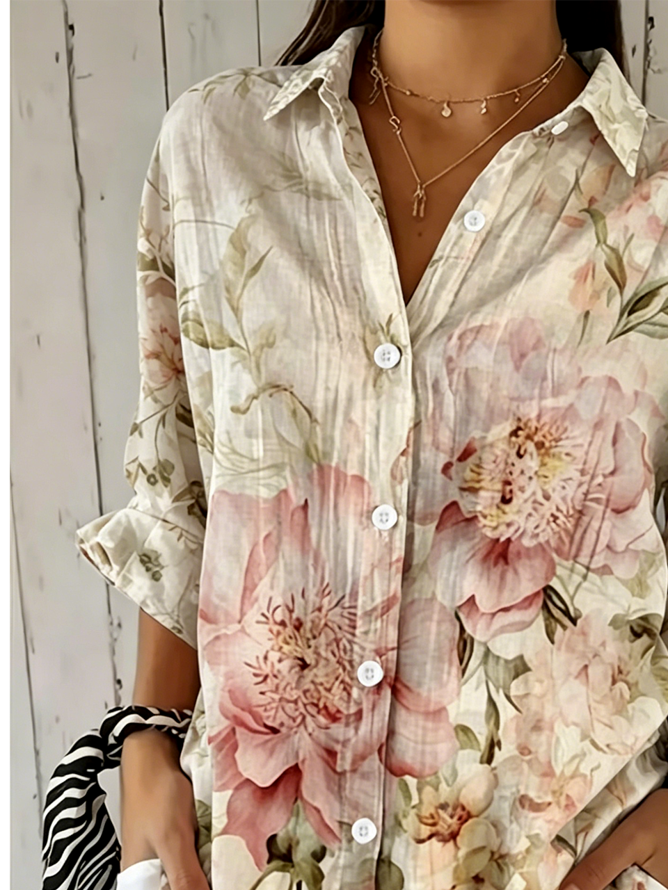 Women's Retro Floral Blouse with Mid-Length Sleeves